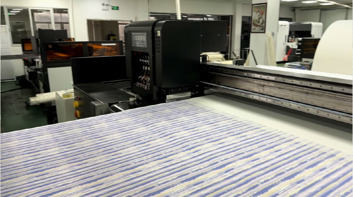 針(zhen)織物數碼印花打(dǎ)印完畢後圖案變(bian)形怎麽辦?