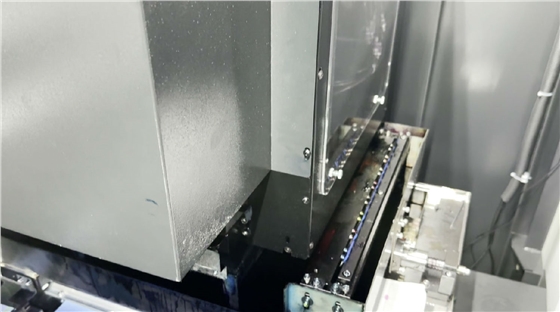 爲什麽數碼印花(hua)機清洗噴頭不出(chū)廢墨?