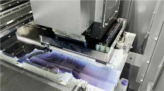 直噴(pen)數碼印花(hua)機如何抽(chōu)取廢墨?