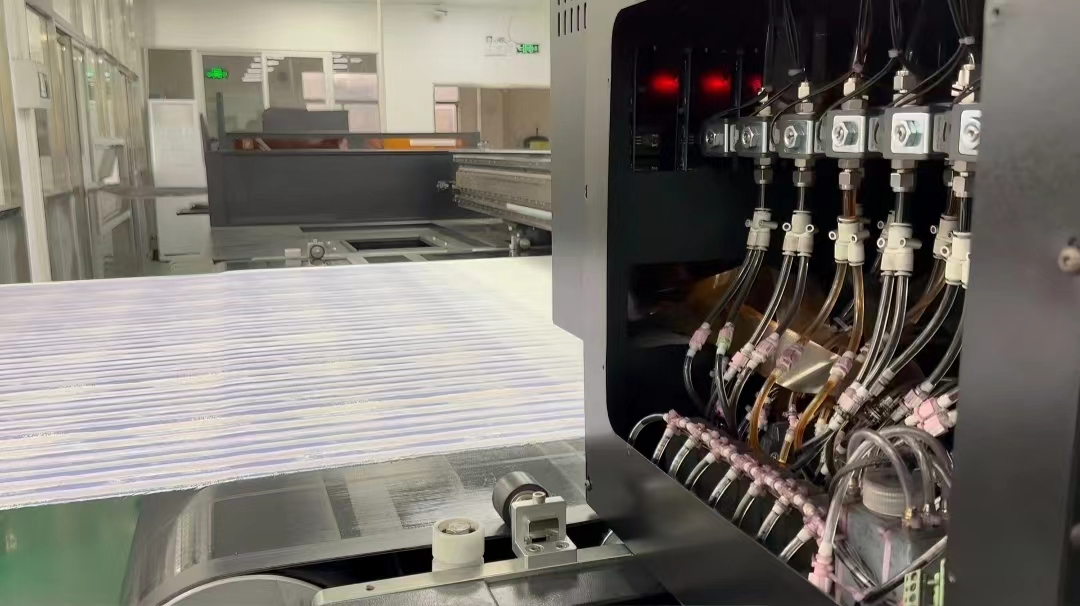 數碼(mǎ)直噴印(yìn)花機無(wu)法噴墨(mo)的解決(jue)方法